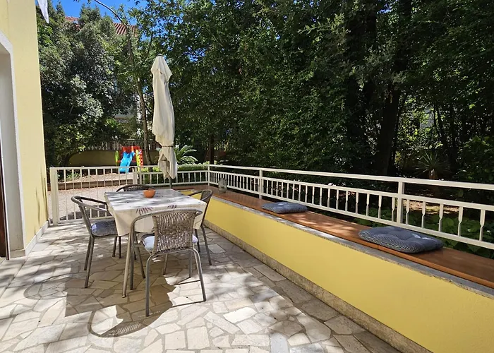 Andrea Apartament *