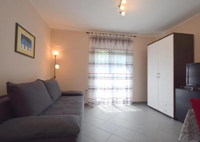 Andrea * مالينسكا