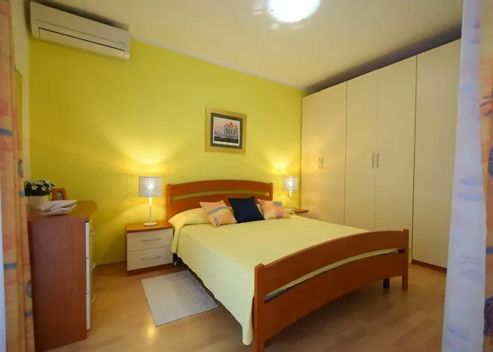 Andrea Apartament Malinska