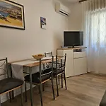 דירה Andrea *