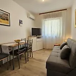 Andrea דירה מאלינסקה
