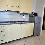 Andrea דירה *