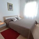 Andrea דירה *