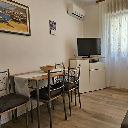Apartment Andrea *