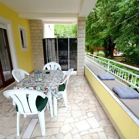 Andrea Apartment
