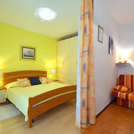 Andrea Apartment