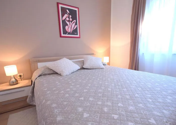 Andrea * مالينسكا